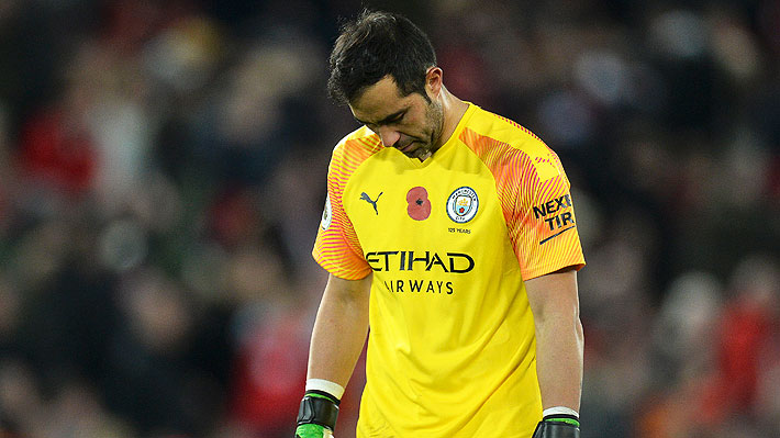 En Inglaterra creen que Claudio Bravo debería dejar el City en la próxima ventana de transferencias en Europa