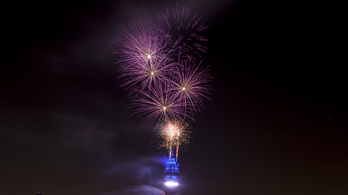 Municipalidad de Santiago suspende fuegos artificiales para Año Nuevo en Torre Entel