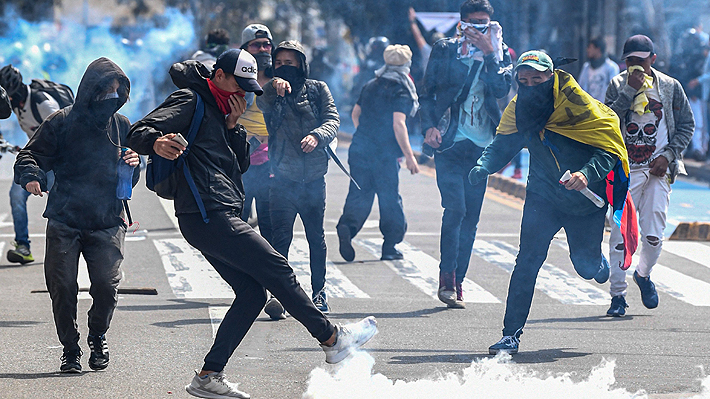 Protestas continúan en Colombia: Se registran enfrentamientos entre manifestantes y la polícía en Bogotá