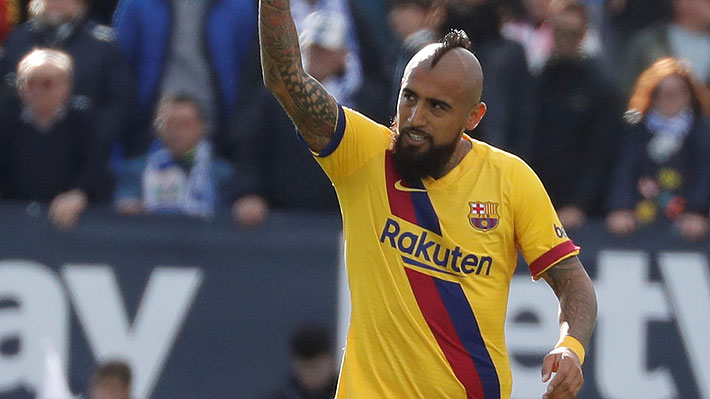 La chance de Vidal de ser titular en duelo clave del Barça por Champions y la curiosa frase con la que comparan al chileno con "Xavi o Iniesta"