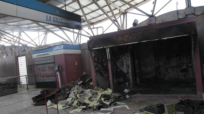 PDI detiene a joven investigado por daños e incendio en estación de Metro La Granja