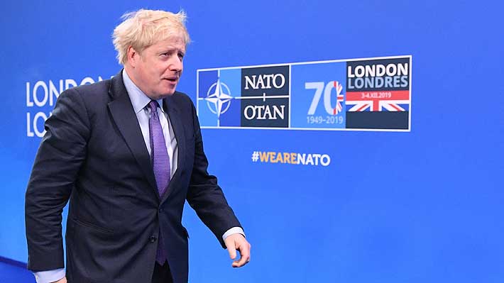 Johnson asegura que la OTAN tiene más aspectos que &quot;unen&quot; a los miembros que aquellos que les &quot;separan&quot; | Emol.com