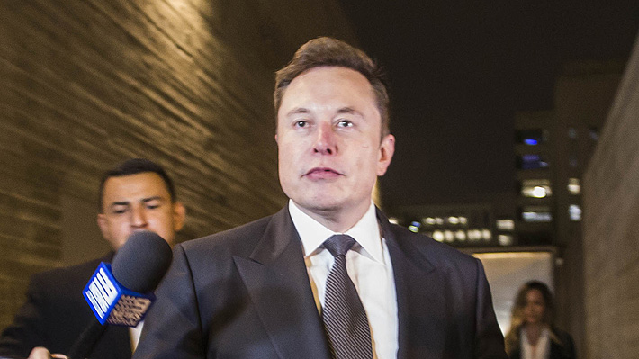 Empresario Elon Musk se defiende en juicio en su contra por tratar de &quot;pedófilo&quot; a un buzo