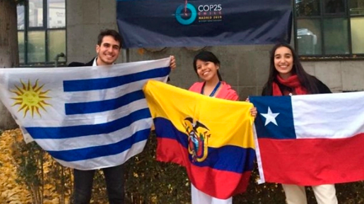 Chilena destaca entre grupo de jóvenes: Las nuevas voces en contra de la crisis climática
