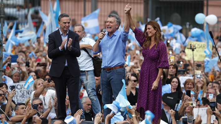 Macri despidió su mandato ante miles de personas en Plaza de Mayo: "Vamos a defender las cosas que hemos logrado"