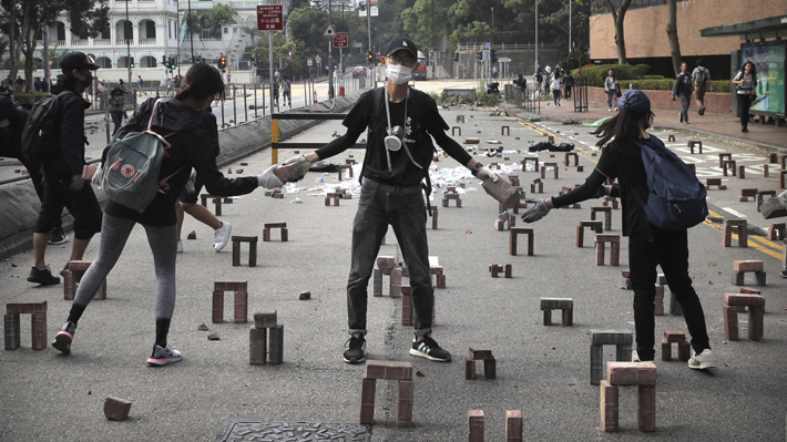 Miles de personas comienzan la marcha del Día de los Derechos Humanos en Hong Kong