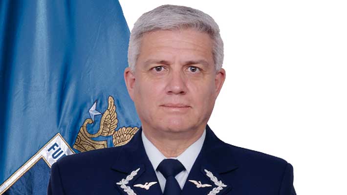 FACh designa a general de Aviación como el nuevo coordinador de la búsqueda de restos del Hércules