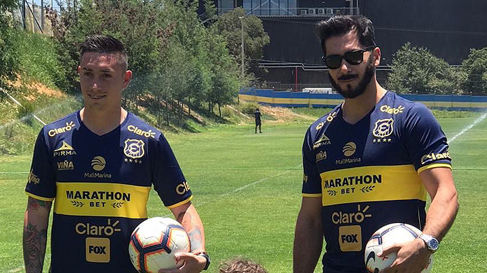 Mientras la U "corta" a ocho jugadores, Johnny Herrera y Rodrigo Echeverría fueron presentados en Everton