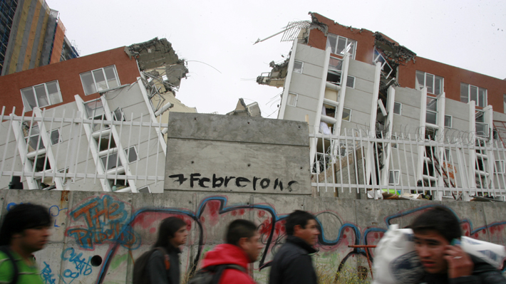Terremotos, tsunamis, volcanes, aluviones e incendios: Los desastres naturales marcaron la década en Chile