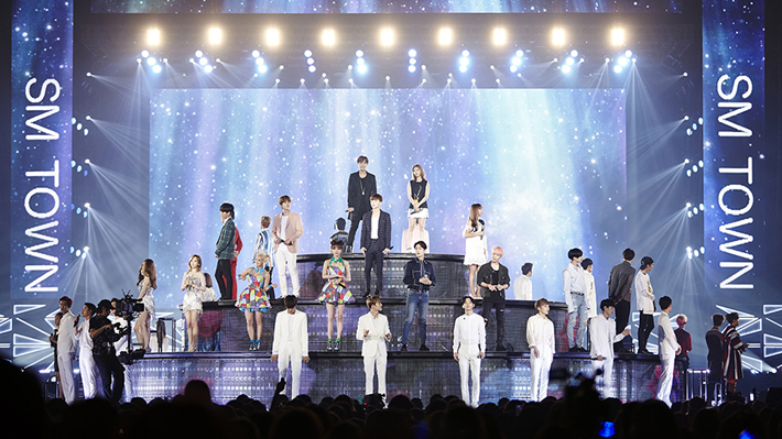 Las ocho bandas más representativas del K-Pop, cuyos aficionados fueron involucrados con el estallido social