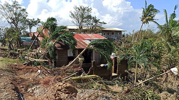 Ascienden a 28 los fallecidos a causa del tifón Phanfone en Filipinas