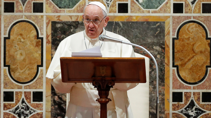 Papa Francisco dice estar preocupado por las posibles consecuencias de las tensiones entre Irán y EE.UU.