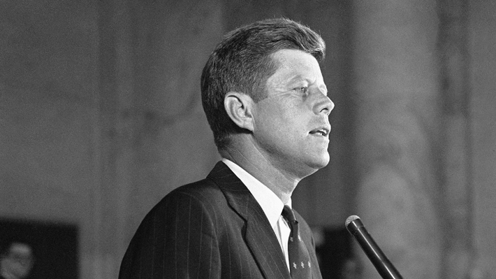 Subastarán en multimillonaria cifra una colección privada de recuerdos de John F. Kennedy