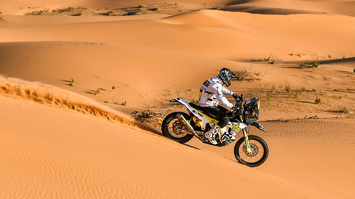 Quintanilla brilla con una gran presentación y gana su primera etapa del Dakar 2020