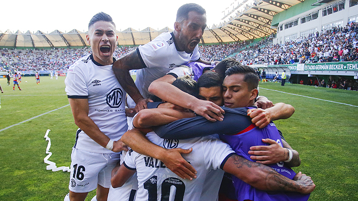 Con el VAR como protagonista y en tanda de penales, Colo Colo vence a la UC y habrá Superclásico en la final de la Copa Chile