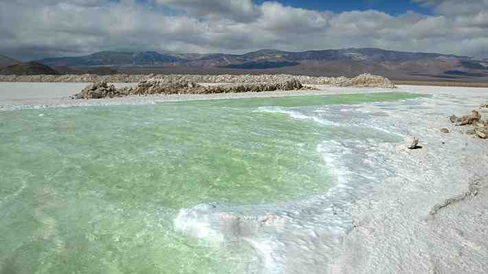 Codelco va por el litio e ingresa proyecto al SEIA para iniciar exploración en Salar de Maricunga