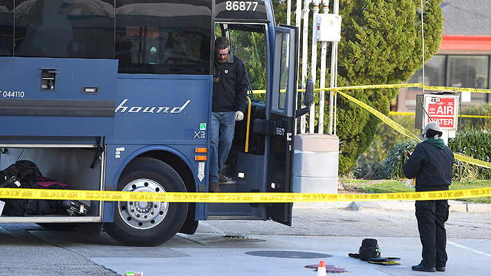 Tiroteo a bordo de un bus en California deja un muerto y cinco heridos