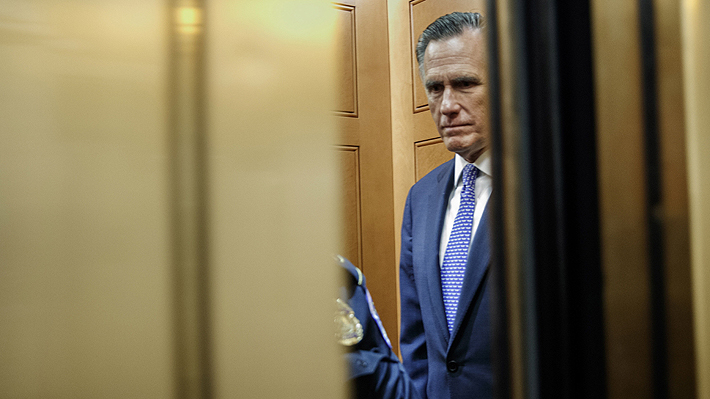 Mitt Romney, el único senador republicano que votó a favor de destituir a Trump en el juicio político