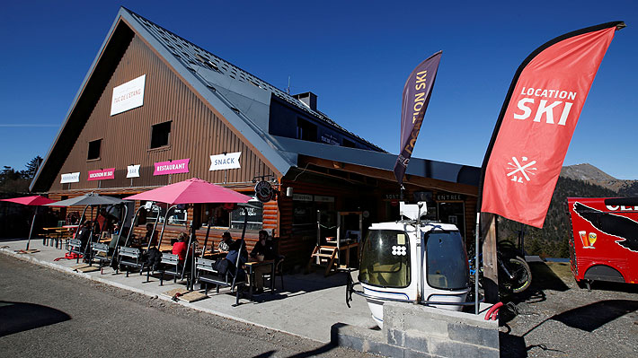 Galería: Estación de esquí en los Pirineos franceses cierra a mitad de temporada por falta de nieve