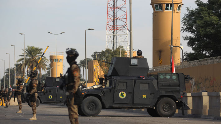 Tres cohetes cayeron cerca de la embajada de Estados Unidos en Irak en un nuevo ataque