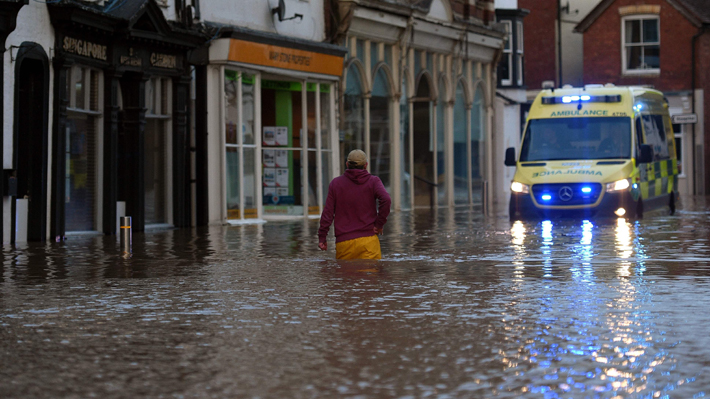 Galería: Las impactantes imágenes que dejó la tormenta Dennis en Reino Unido
