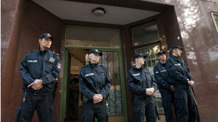 Detienen en Berlín a grupo ultraderechista que planeaba atentados "espantosos" contra mezquitas