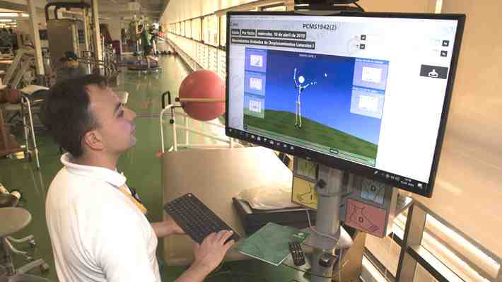 Telerehabilitación: Llega a Chile tecnología que permite realizar terapias desde la casa a través de realidad virtual