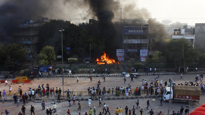 Aumenta a diez la cifra de muertos en las protestas de Nueva Delhi durante la visita de Trump