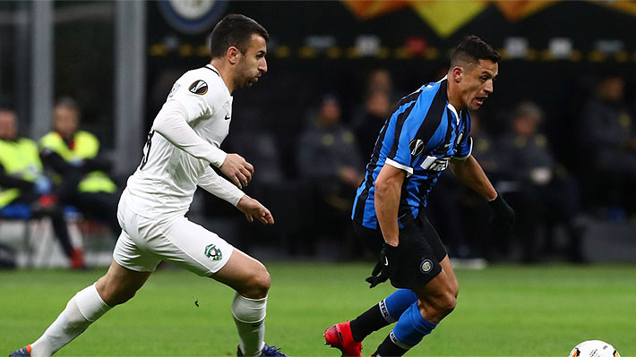 Alexis jugó un buen partido y estuvo cerca de anotar en la clasificación del Inter en la Europa League