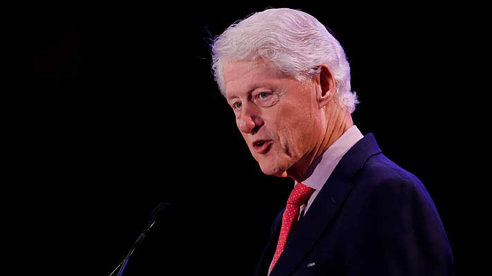 Bill Clinton recuerda infidelidad y asegura que relación con Mónica Lewinsky fue para "gestionar su ansiedad"