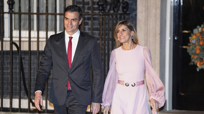 Gobierno español confirma que la esposa del presidente Pedro Sánchez dio positivo para el Covid-19