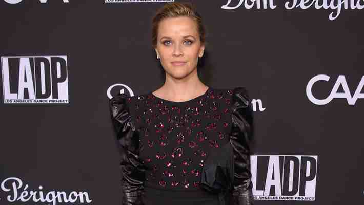 Reese Witherspoon hace una cruda confesión sobre su carrera: "Fui abusada, acosada y no solo una vez"