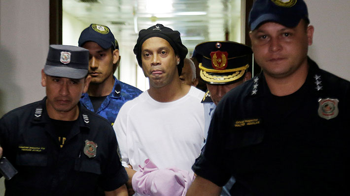 Cuentan más detalles de cómo ha vivido Ronaldinho las dos semanas que lleva preso en Paraguay