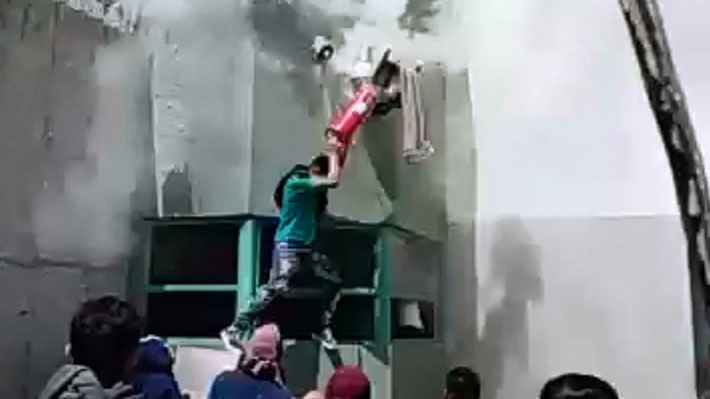 Revelan los audios de c&oacute;mo los reos de la c&aacute;rcel Santiago 1 planificaron su frustrada fuga: "Vamos a quedar en la historia"