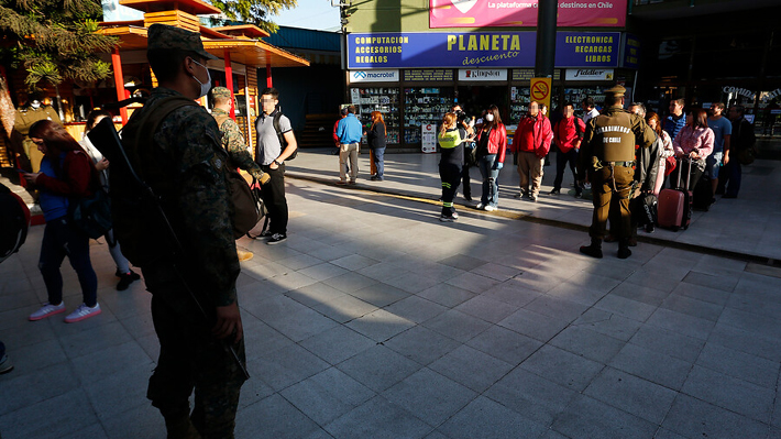 Activan protocolo en terminal de buses en Santiago por una persona que no respetó cuarentena por covid-19