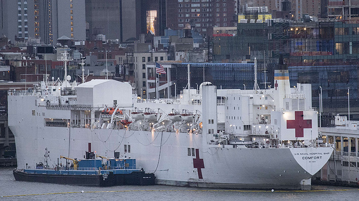 Cuestionan real aporte de buque hospital en Nueva York: Solo ha acogido a 20 pacientes