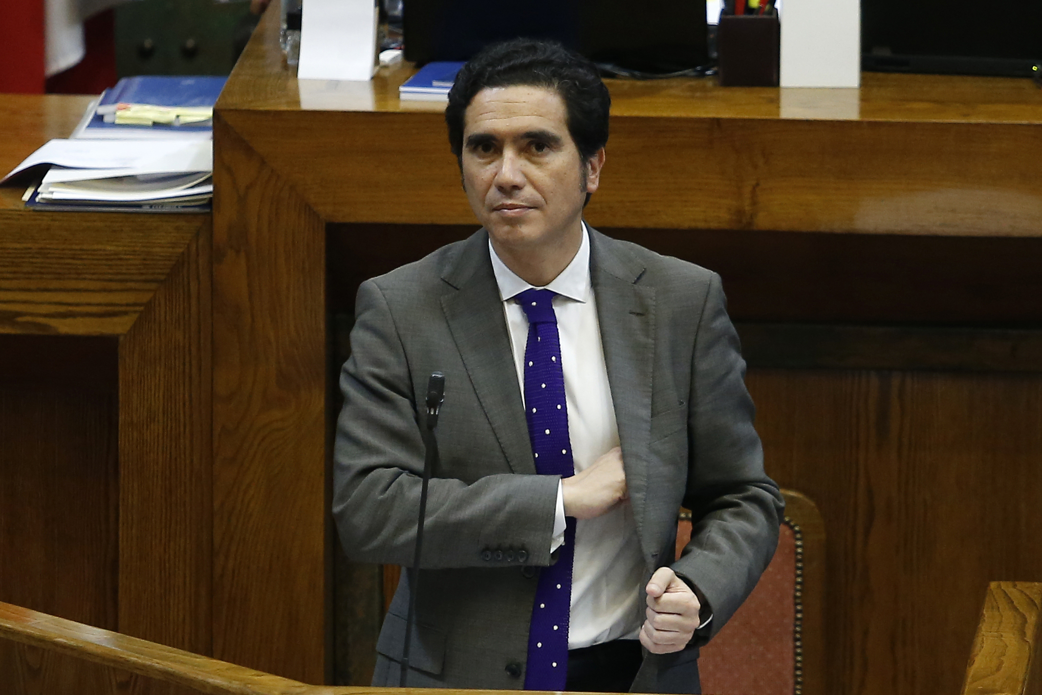 Briones sostiene reuniones con Chile Vamos y la oposición para explorar creación de nuevo plan de ayuda económica