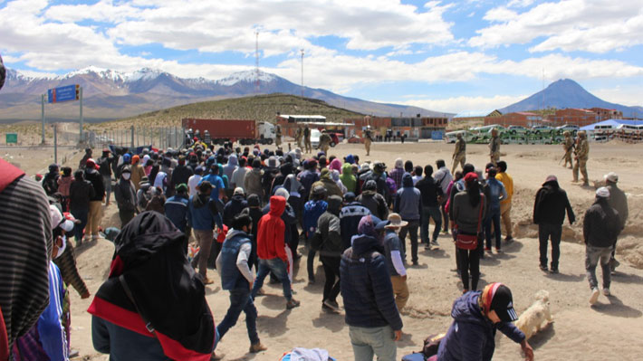 Ministro de Bolivia critica "mala fe" de Chile por traslado de bolivianos a la frontera