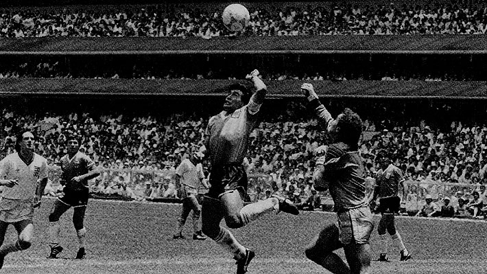 Maradona realiza imperdible relato de la "Mano de Dios" y entrega increíbles detalles del mítico gol en México 86'