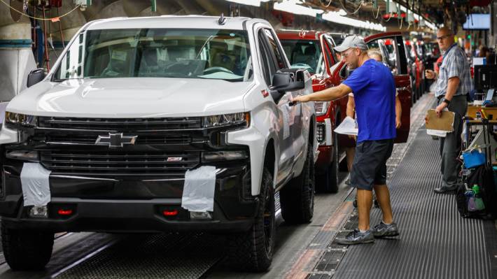 Industria automotriz acelera sus planes para volver al trabajo en Norteamérica