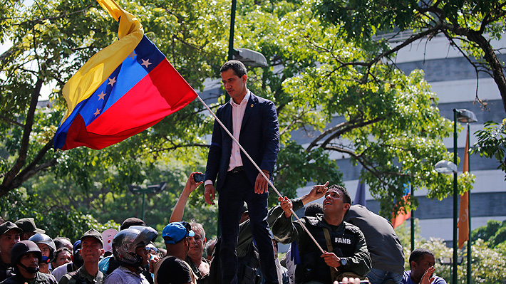 A un año de la fallida apuesta de Guaidó en que buscaba una rebelión militar en Venezuela
