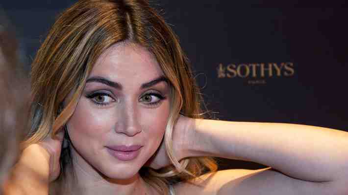 La actriz Ana de Armas publica las primeras fotos de su romance con Ben Affleck en el día de su cumpleaños
