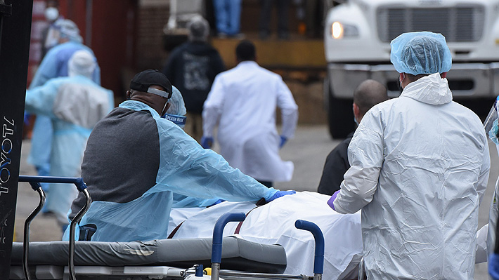 EE.UU registra 1.015 fallecidos por covid-19 en las &uacute;ltimas 24 horas, la cifra diaria m&aacute;s baja de muertos en un mes