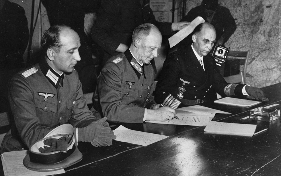 Por qué Alemania se rindió dos veces en la Segunda Guerra Mundial