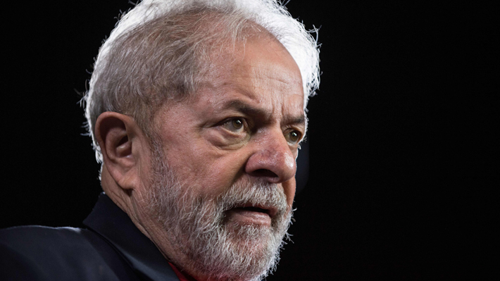 Lula: "Rezo para que el pueblo brasileño escape de este genocidio causado por responsabilidad de Bolsonaro"