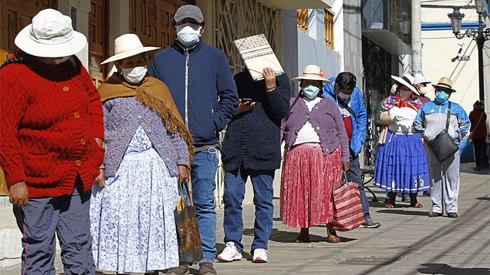 Más de 230.000 peruanos solicitan retirar dinero de sus fondos de pensiones ante crisis por la pandemia