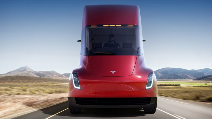 Tesla acelera la llegada del camión Semi y reconoce inconvenientes en la producción del Model Y