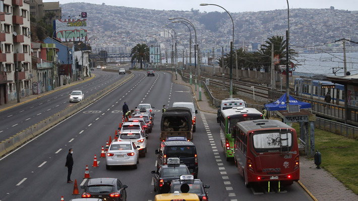 Ministro de Salud felicita a Valparaíso por cumplimiento de cuarentena: Movilidad se ha reducido en 65%