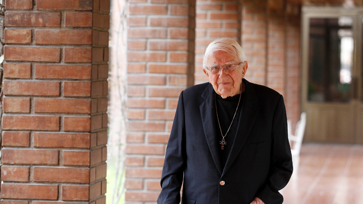 A los 104 años fallece el sacerdote Bernardino Piñera, ex arzobispo de La Serena