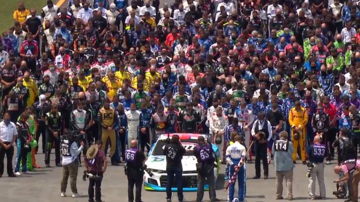 Equipos y pilotos de la NASCAR brinda su apoyo a “Bubba” Wallace tras amenaza